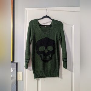 Skull sweater